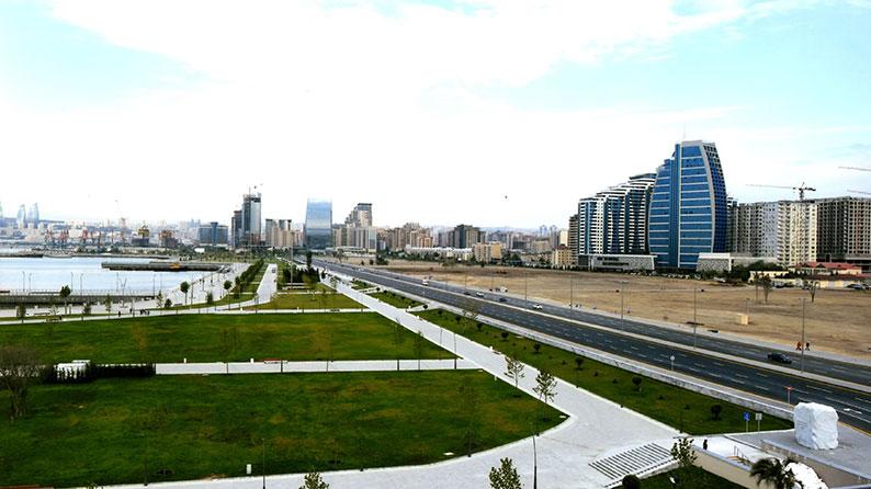 Nobel prospektinə paralel dənizkənarı 8 hərəkət zolaqlı yeni avtomobil yolunun, yol qovşaqlarının, mühəndisi qurğuların və yeraltı piyada keçidlərinin tikintisi